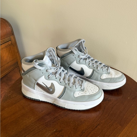 Nike Dunk High Up White/Light Smoke Grey/ Smoke Grey/Silver Women’s Size 8.5 - Picture 2 of 8